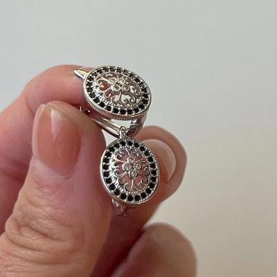 Klassische silberfarbene, ovale Creolen mit schwarzem Zirkonia in Hohlblume-Optik für Damen, Modeschmuck, Persönlichkeitsaccessoires für Mädchen
