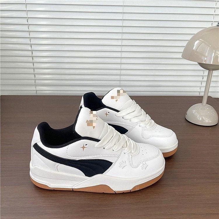 

Original Hong Kong style black and white platform bread shoes spring new niche casual leather board shoes 41