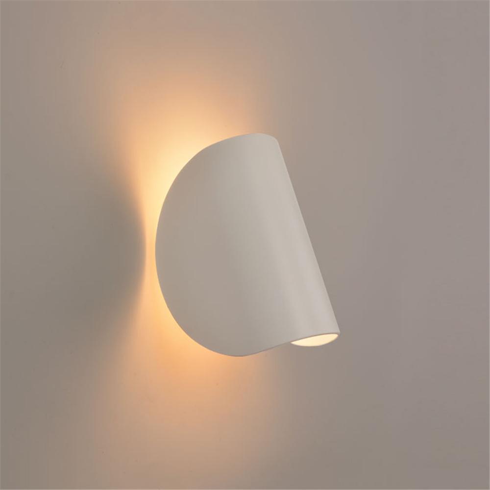 Lampă de perete interioară cu LED-uri de 6W Lampă de noptieră pentru dormitor Lampă de perete Negru Alb Lămpi pentru coridor Aplice de perete din aluminiu Corp de iluminat modern