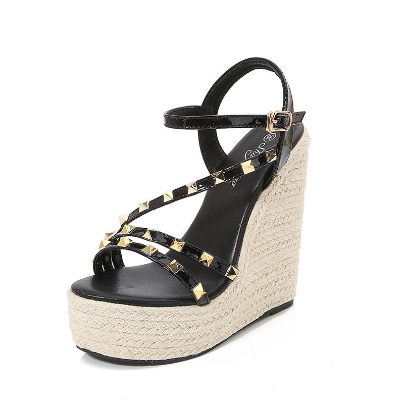Fashion 14CM Sexy New Fashion Studs Ultra High Block Heel Platform Sandals Car Model Women Shoes