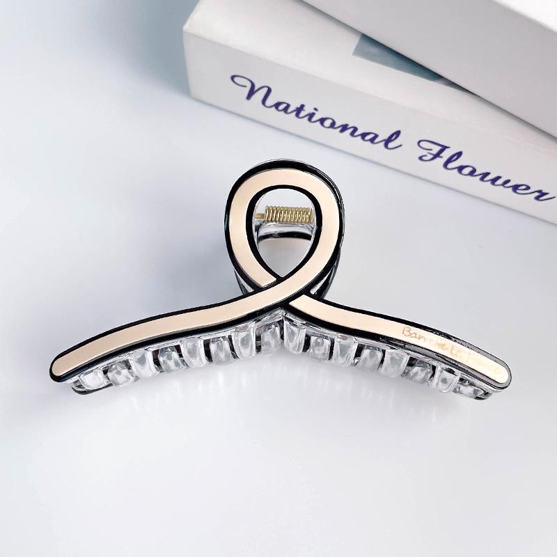 

Xia Weiyi High-End Summer Stripe Shark Hair Clip for College Students