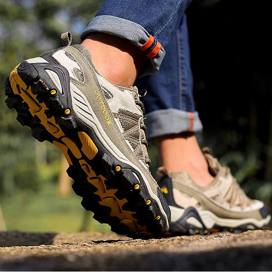 Large Outdoor Hiking Shoes for Couples, Spring and Summer Sports Shoes, Men's and Women's Mesh Fabric Anti Slip Travel Off-road Shoes