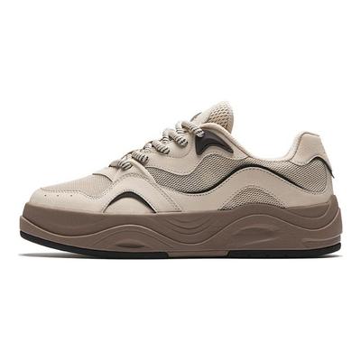 Scarpe da ginnastica basse leggere resistenti all'usura ammortizzanti in alghe con aumento di altezza da uomo Marrone 912428011-5