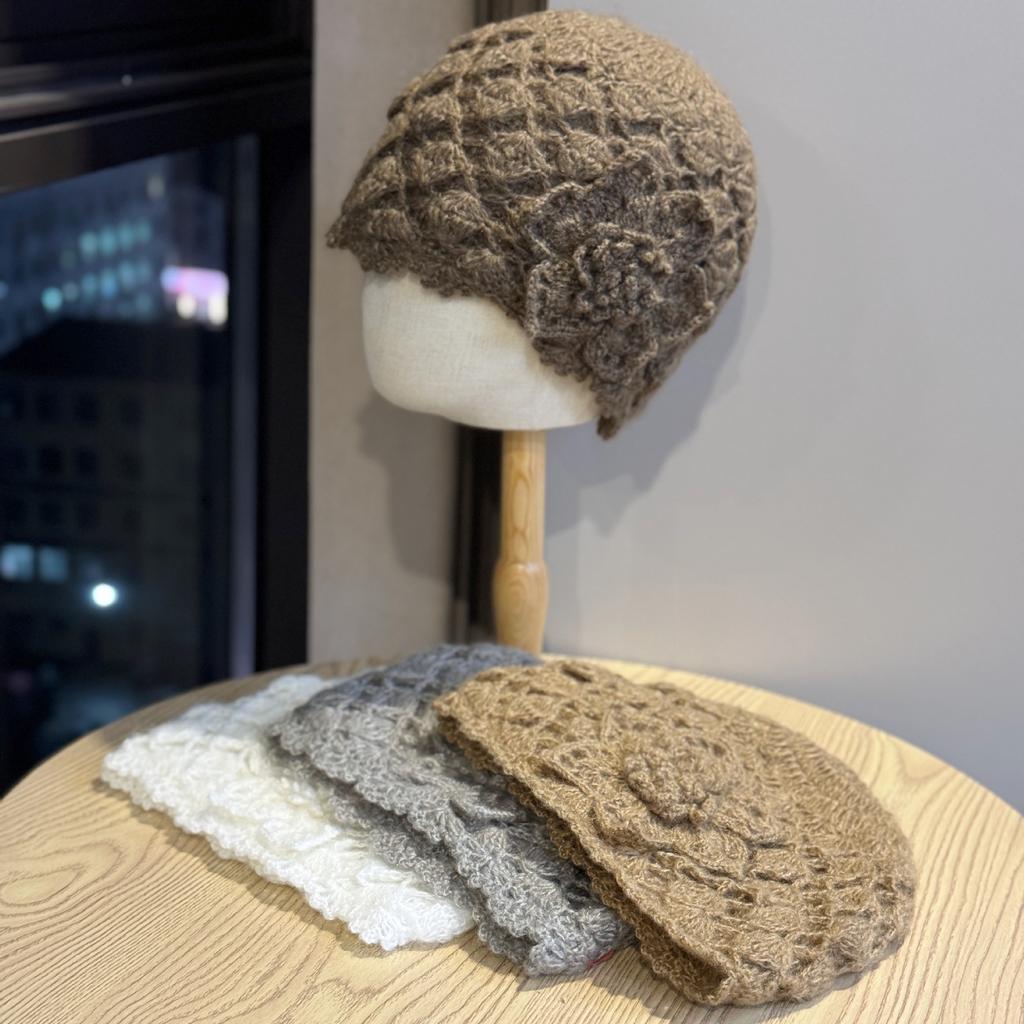 New Hat Women's Autumn and Winter Three Dimensional Flower Baotou Hat Japanese Handmade Crochet Warm Knitted Woolen Hat Melon Skin Hat