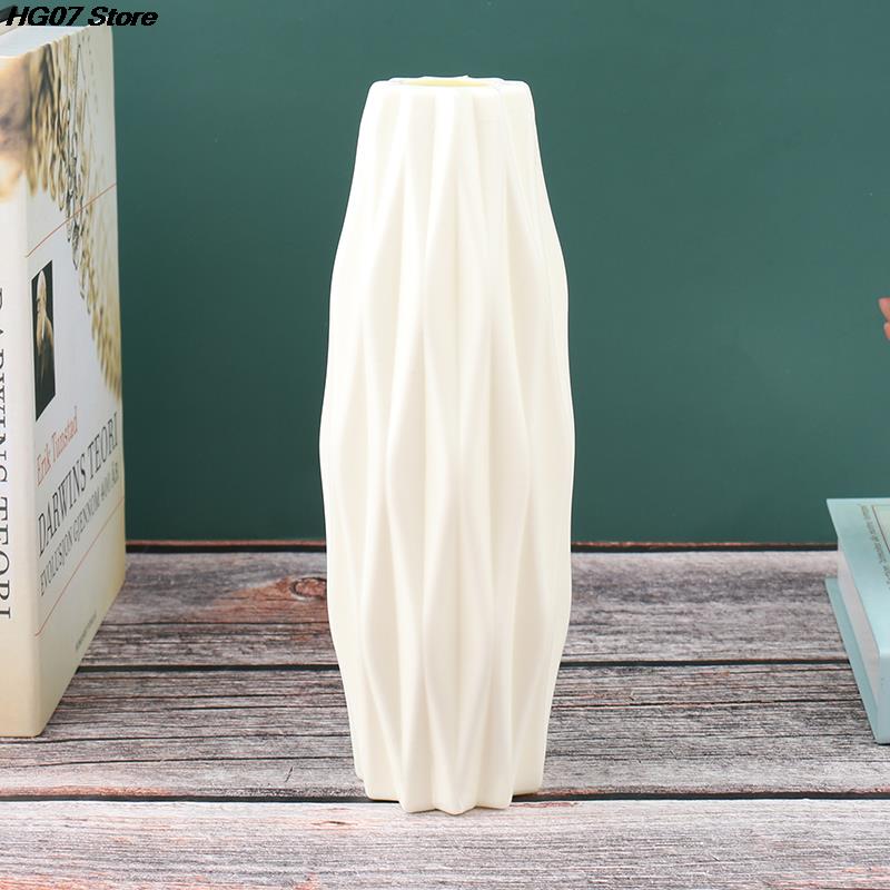 Hot Home Flower Vase Decoration Home Plastic Vase Modern Creative White Imitation Ceramic Flower Pot Hydroponic Home Decoration