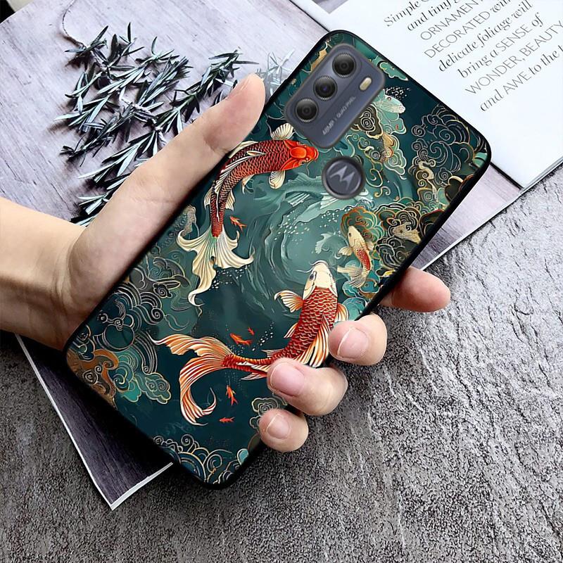 

Japanese Koi Fish Phone Case For Motorola Moto G84 G85 G04S G34 G14 G64 G54 G53 G72 G32 G13 G60 G10 G20 G30 G24 Power E14 Moto G13