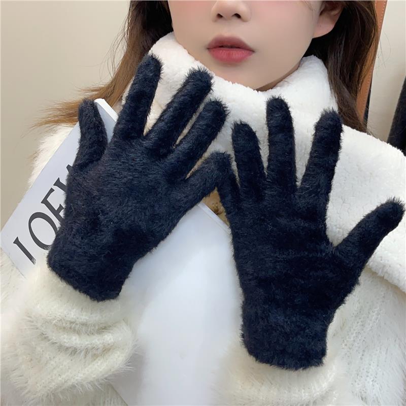 Cycling Imitation Rabbit Fur Plush Gloves for Women, New Autumn and Winter with Plush Insulation, Cute and Divided Finger Cold Resistant Gloves