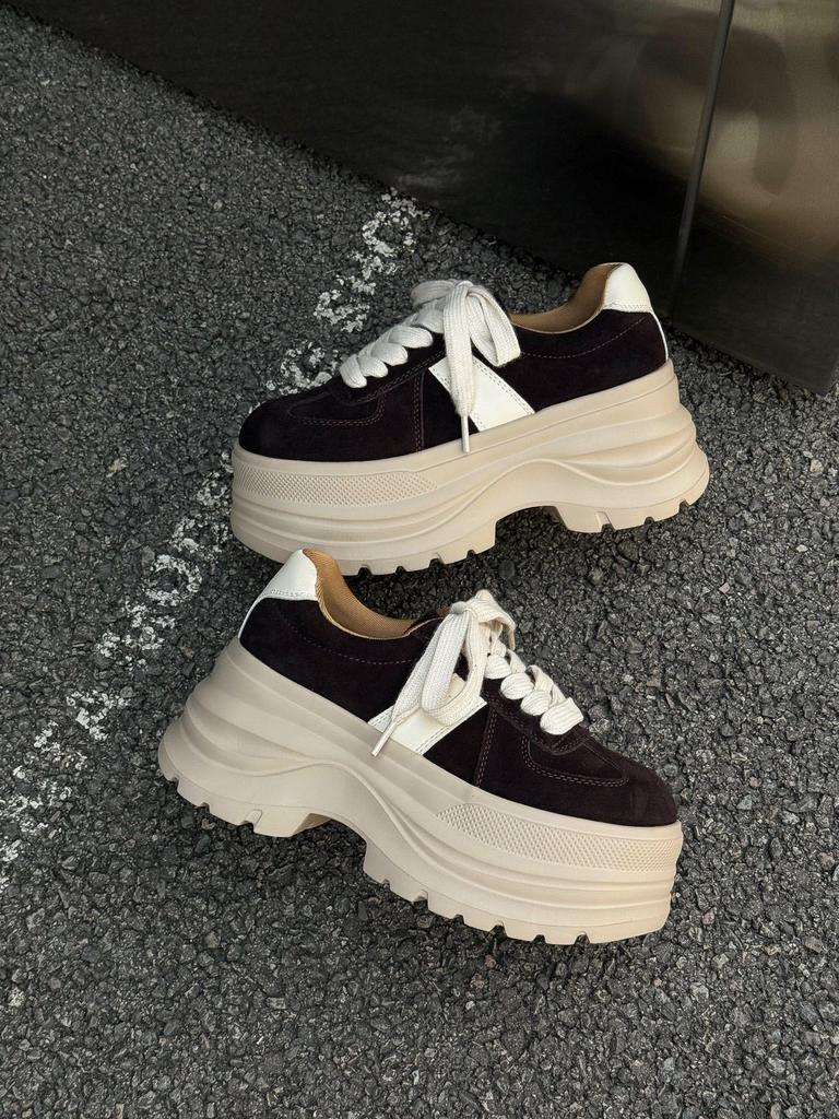 Thick baseplate shoes women's muffin 6cm light and comfortable 2025 autumn new fashion versatile height increase German training single shoes women