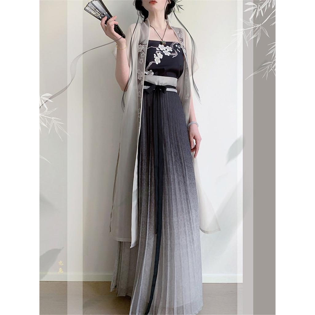 Chinese Song Dynasty Style Hanfu For Women Short-sleeved Waist-length Pleated Skirt Daily Commuting Suit