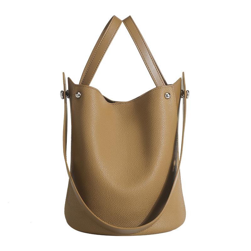 

Commuter bucket bag women s spring and summer large-capacity vegetable basket women s bag 2025 new master tito extra large bag светло-коричневого
