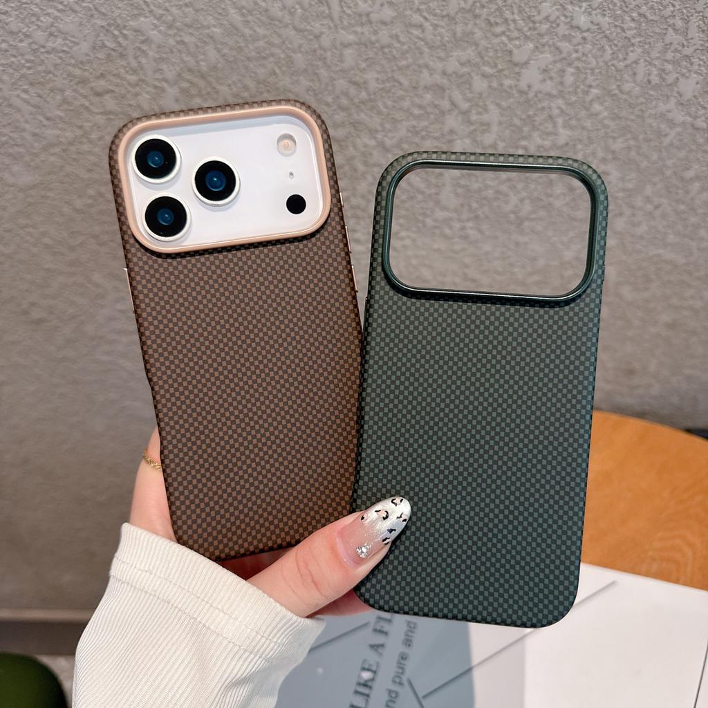 Luxury Carbon Fiber Texture Magnetic Phone Case for iPhone 17 Air Pro Max Premium Skin-Friendly Magsafe Compatible Cover