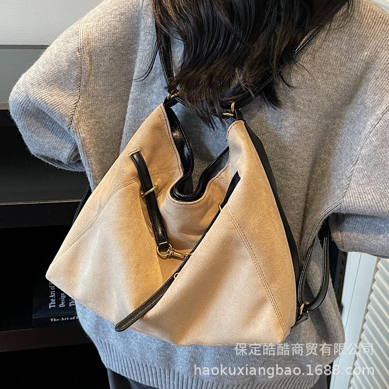 Backpack Women's Fall/Winter 2025 Vintage Maillard Shoulder Bag Large Capacity Tote Bag Commuter Messenger Bag