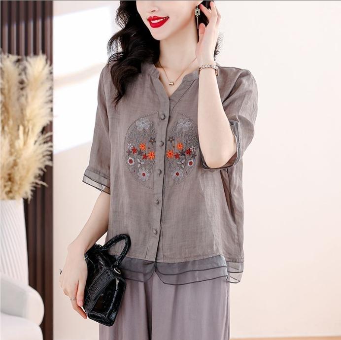 Female Summer Casual Shirt Vintage Style V-neck Floral Embroidery Loose Female Half Sleeve Shirts