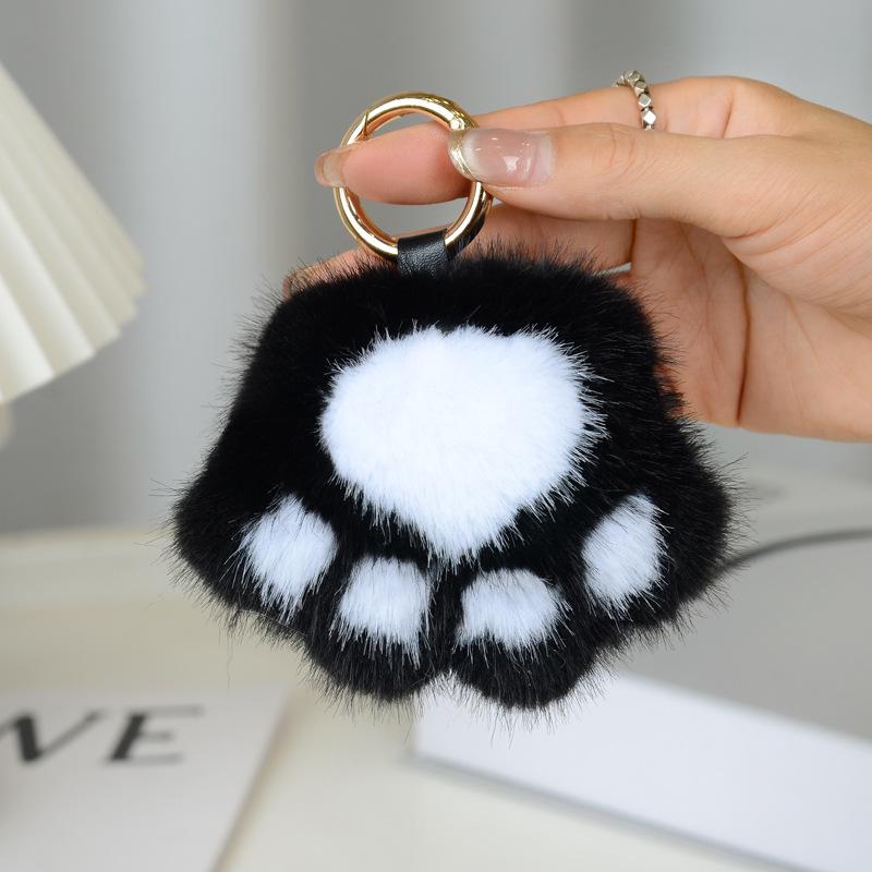 Imitation Mink Fur Cat Paw Keychain – Plush Girly Faux Fur Bag Charm