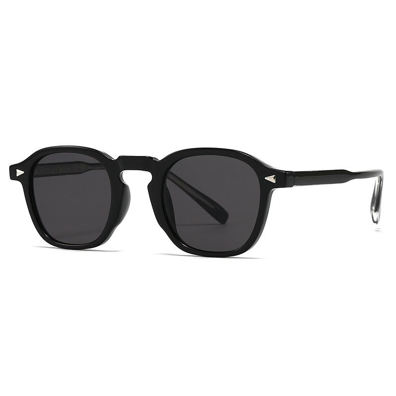  Ins Popular Fashion Square Sunglasses Women Retro Rivets Black Tea Shades UV400 Men Sun Glasses