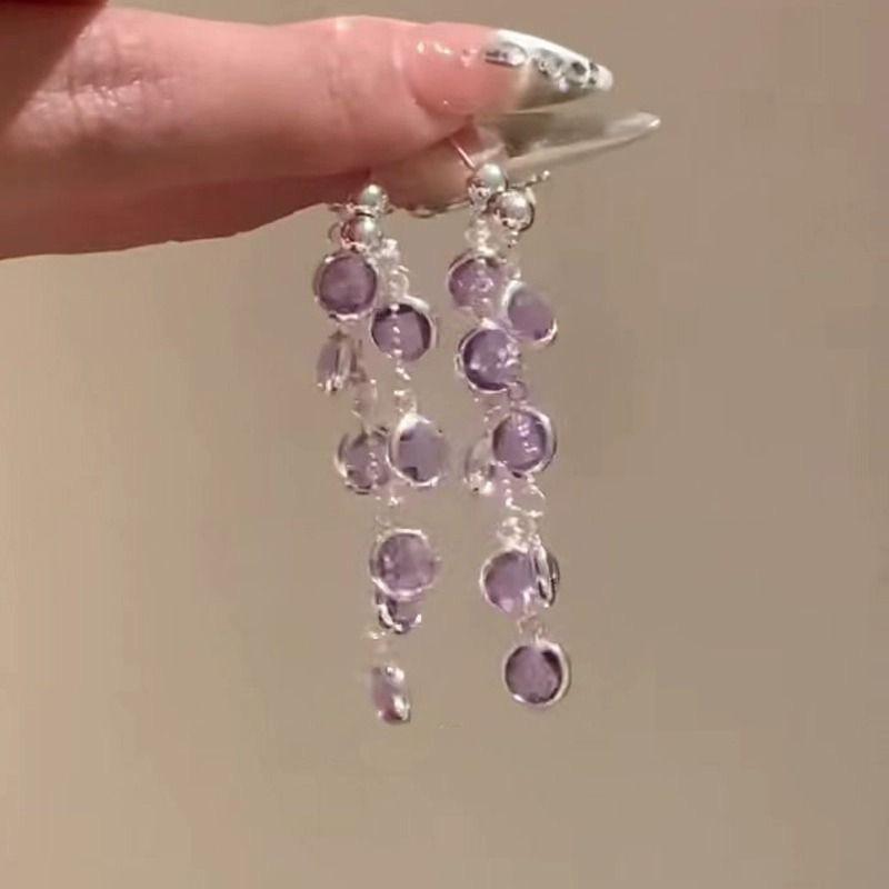 

Fresh Light Blue Purple Sparkling Diamond Tassel Earrings Luxurious and Niche Delicate White Earrings Korean Style Cool Earrings фіолетовий