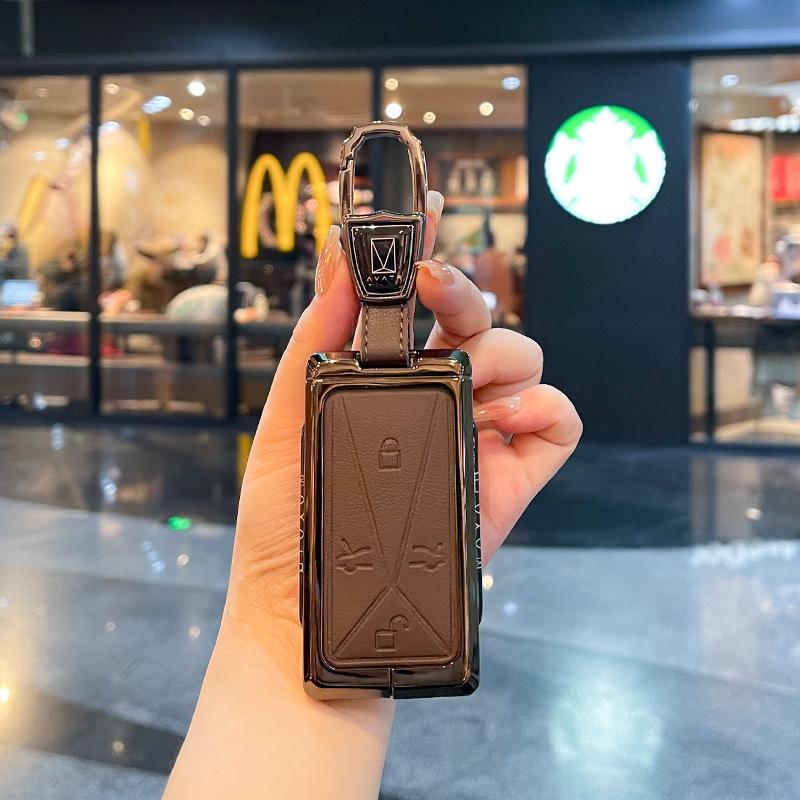 Premium Leather Key Case with Metal Buckle for Avatr 11 Car Key
