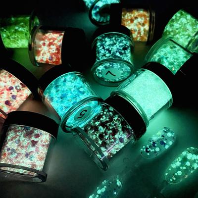 Yousheng 1 Flacone Scaglie per Unghie Luminose Riflettenti Alta Saturazione Glow Dark Glitter Nail Art Artigianato Riempitivo Decorazione per Manicure