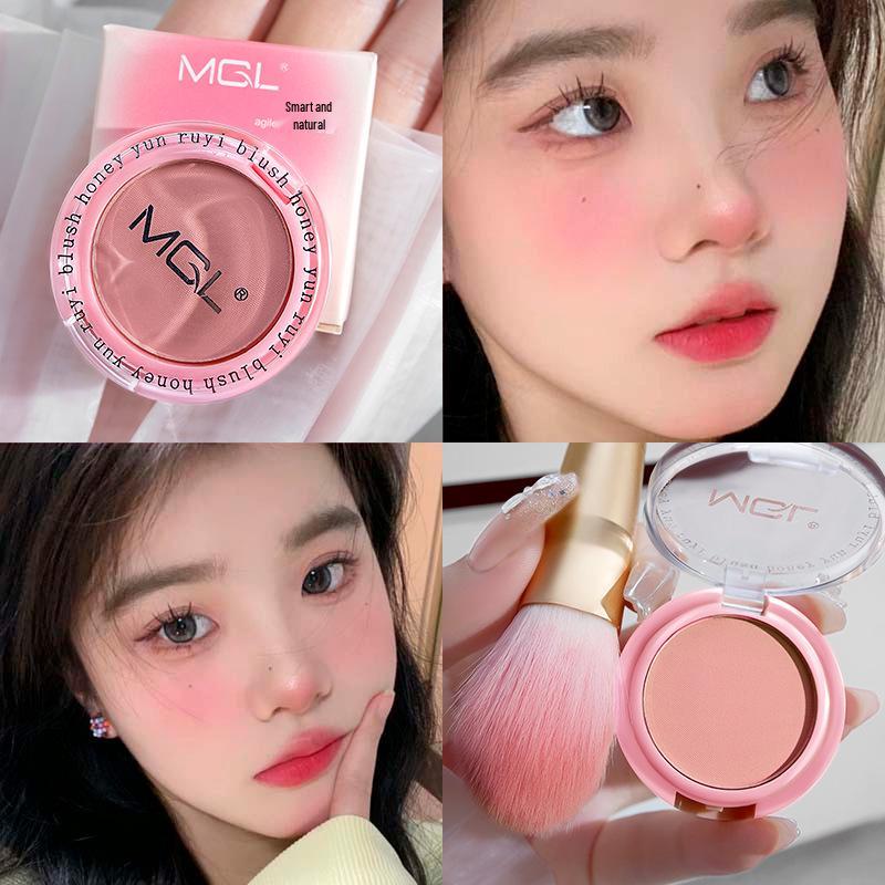 Girlish Pink Nude Makeup Blush Palette: Korean Style, Student-Friendly, Subtle Single-Color with Low Saturation.