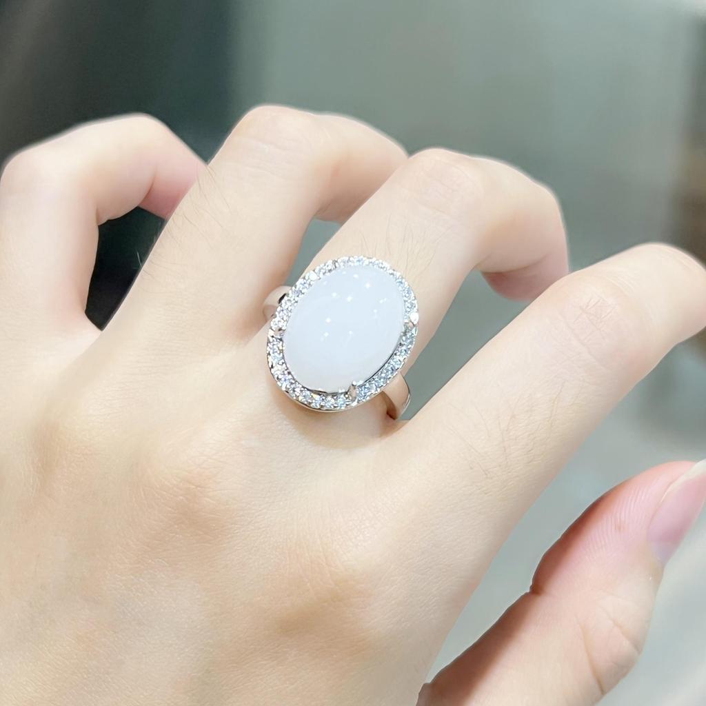 Silver Imitation Green Chalcedony and Agate Crystal Ring