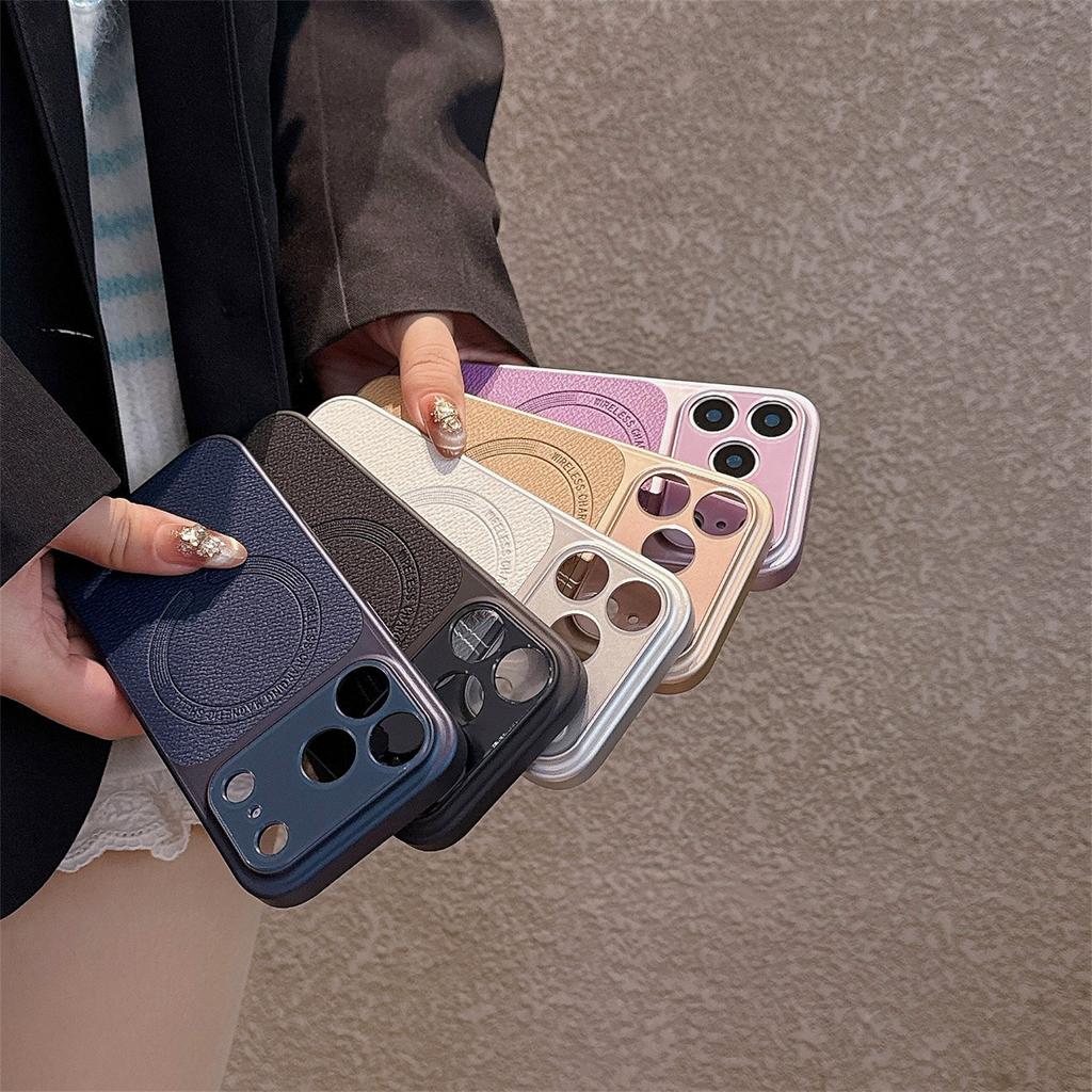 For iPhone 17 Pro Magnetic Back Cover Precise Cutouts Textured PU Leather Coated TPU + PC Protective Phone Case Compatible with MagSafe