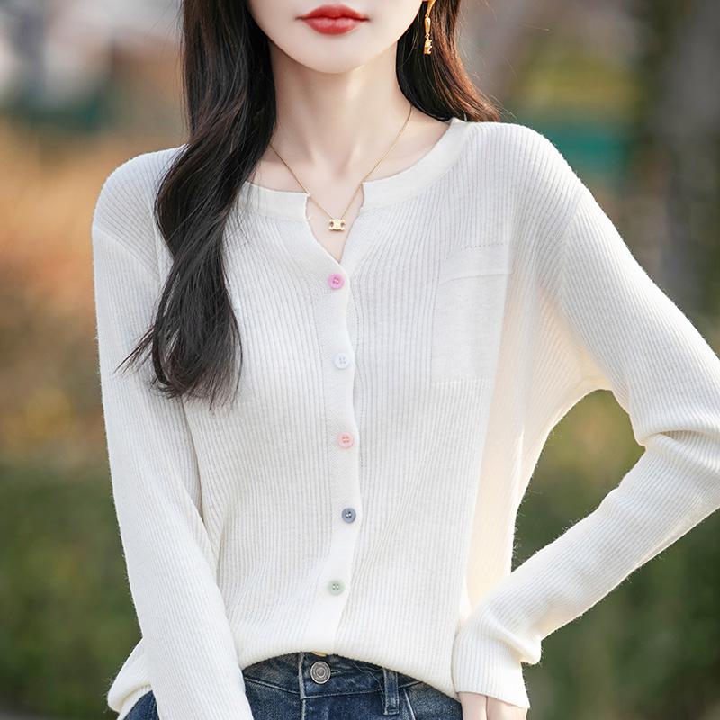 Cardigan ușor, 50% lână, 50% mătase de dud, pentru femei - tricotaje versatile pentru 4 sezoane pentru confort și stil pe tot parcursul anului