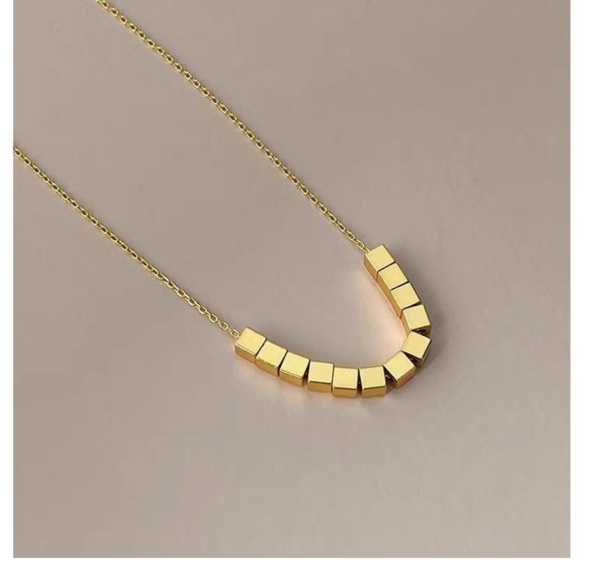 S925 Sterling Silver Gold Square Necklace: Minimalist Sugar Cube Clavicle Chain for Women, Light Luxury Design for Spring/Summer