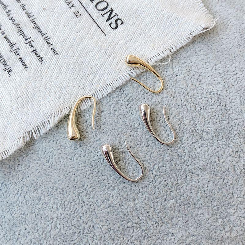 Temperament Minimalist water drop stud earrings Simple cold wind earrings Earrings that do not need to be removed when sleeping