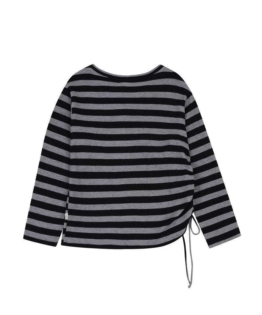 ORDINARY HOLIDAY Lace-Up Stripe Pullover [Black]