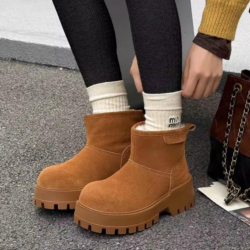 Thickened and velvet snow boots women's new winter leather real wool cotton shoes, velvet warm thick-soled non-slip short boots