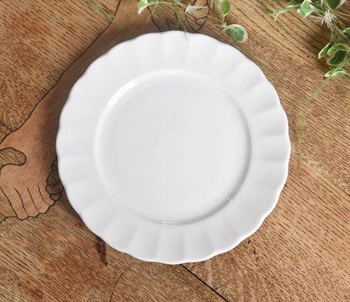 Set of 5 White Dinnerware: Floral-Shaped, Shatter-Resistant Porcelain TIARA Pure White Ruffle Cake and Salad Plates, 19cm