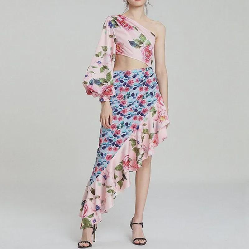 

Autumn 2025 Asymmetrical Floral Tube Top Dress with Waist Stitching Small