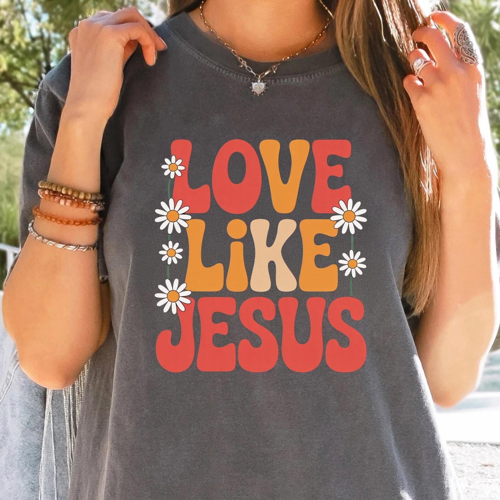 Christian T-Shirt – Love Like Jesus Retro Daisy Shirt for Women, Faith & Inspirational Apparel XL
