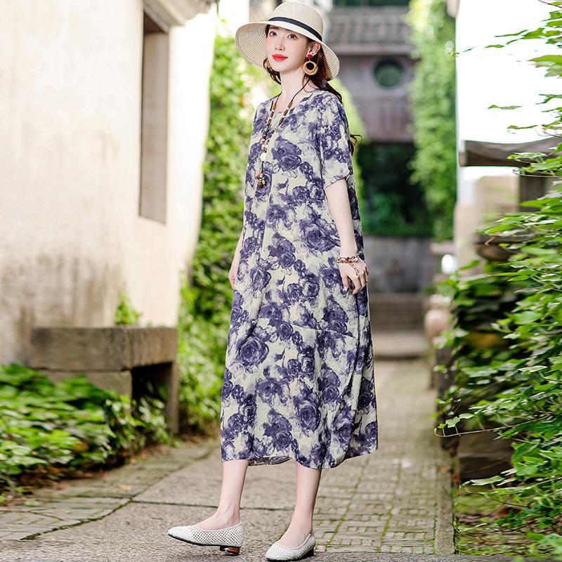 

Elegant Floral Print Summer Dress for Middle-Aged Women, Plus Size, Loose Fit, Long Skirt Style (2026) 4XL (145-160 jin)