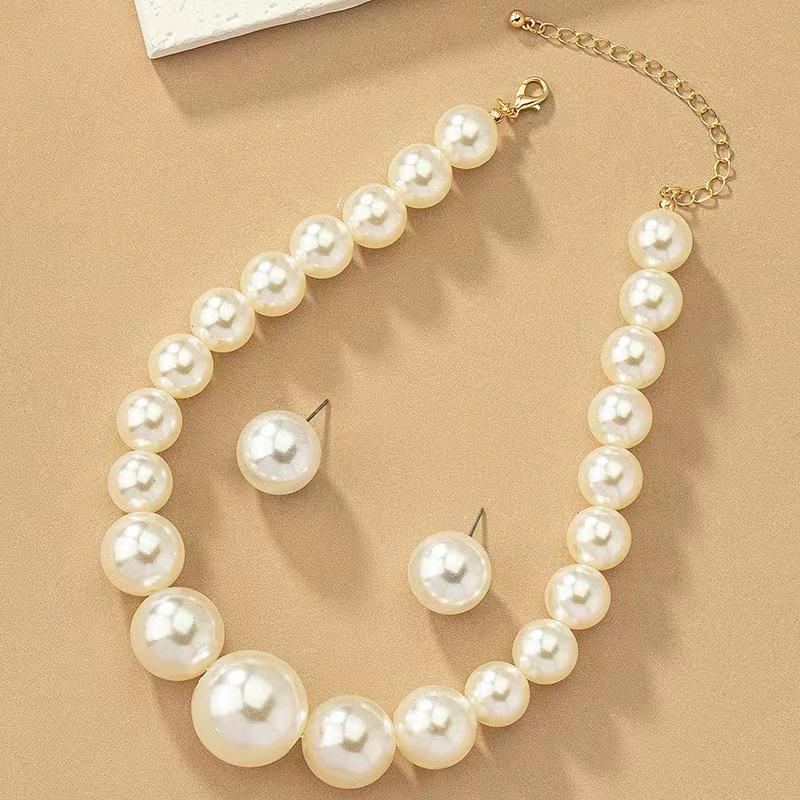 New Imitation Pearl Necklace, Cold Style Retro Beaded Earrings, Niche Design Necklace Set