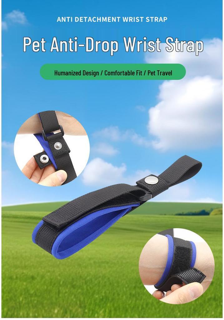 Non-slip Retractable Dog Leash with Wrist Strap for Hands-Free Walking