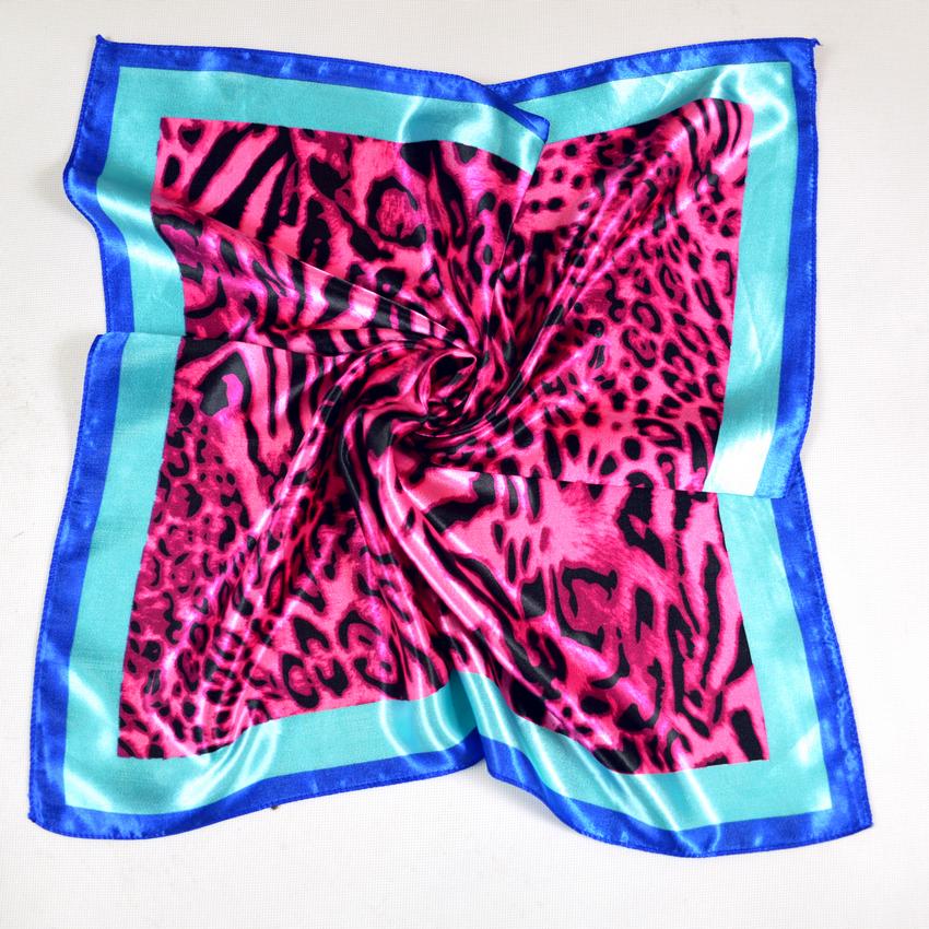 New Beige Green Giraffe Silk Scarf Summer Fall Elegant Satin Small Square Head Scarves Fashion Accessories Headband