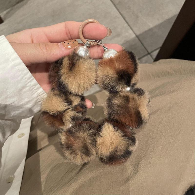 Cute Hairy Leopard Print Mobile Phone Lanyard Wrist Strap Lady Hand-Held Chain Short Anti-Lost Cell Phone Keychain Pendant
