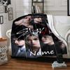 Personalisierte Decke im Stray Kids-Design - Perfekt für Sofa, Bett, Reisen & Outdoor | Maschinenwaschbar, Gemütlich & Langlebig.