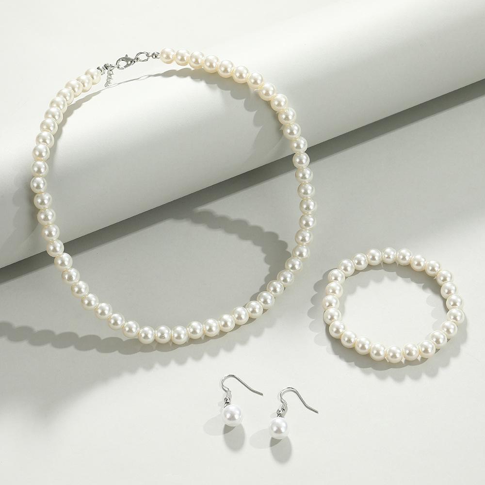 Fashion Pearl Necklace Bracelet Earrings Set , 3 - Piece Jewelry Set for Daily Office Party Wear