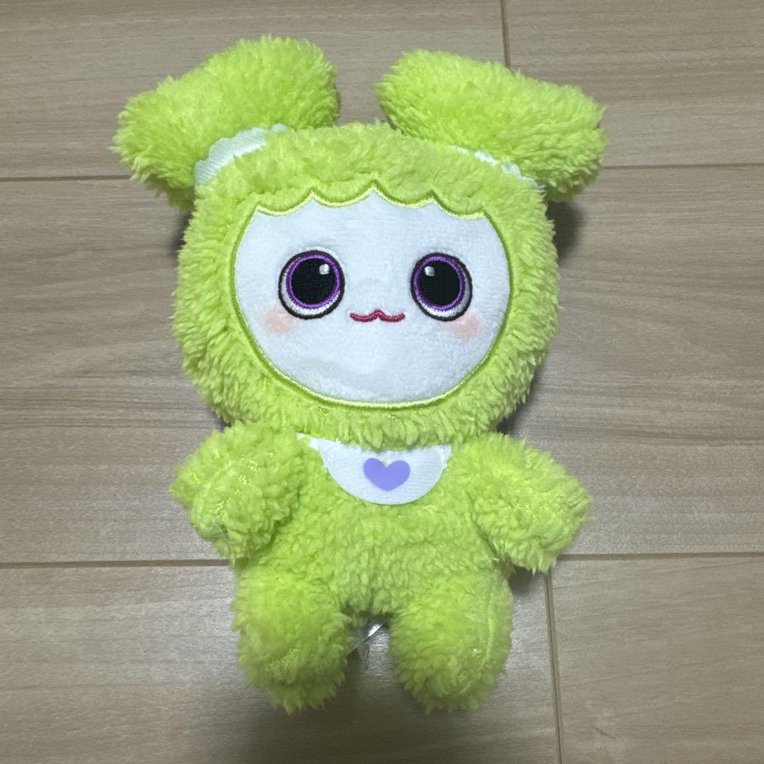 

[USED] TWICE LOVELYS Fluffy Sitting Plush Toy Jeongyeon