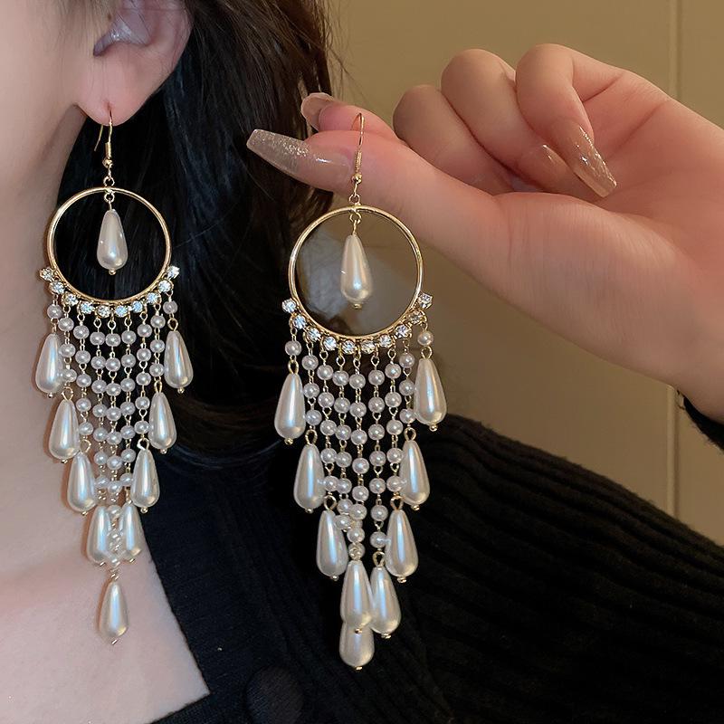 

Геометрические серьги с серебряными иглами, стразами и жемчугом - Элегантный французский ретро-стиль