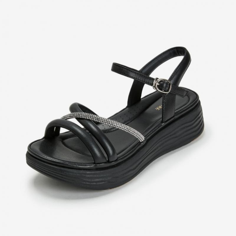 ESquire Women S SheepSkin Jewelry Padded SandalS Black