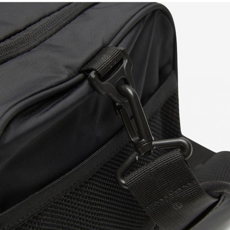 New Balance Lehká cestovní taška Half Club M Nbgcesl303 19 Cross Bag