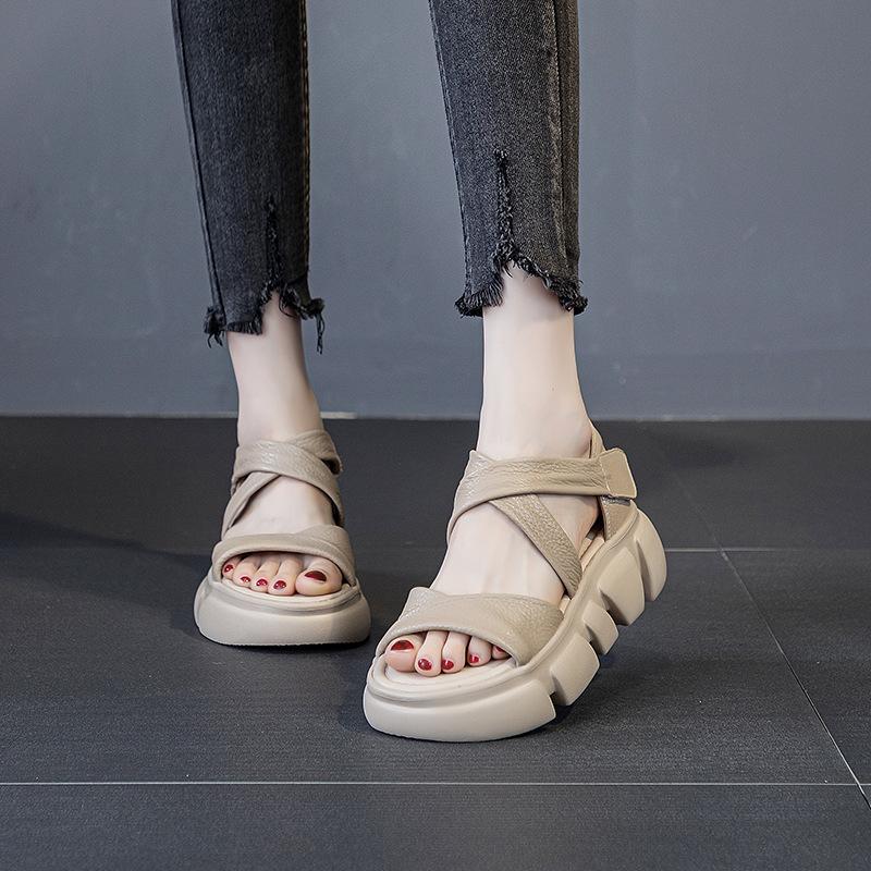 New Style Casual Fish-mouth Sandals with Sponge Velcro and Retro Beach Shoes