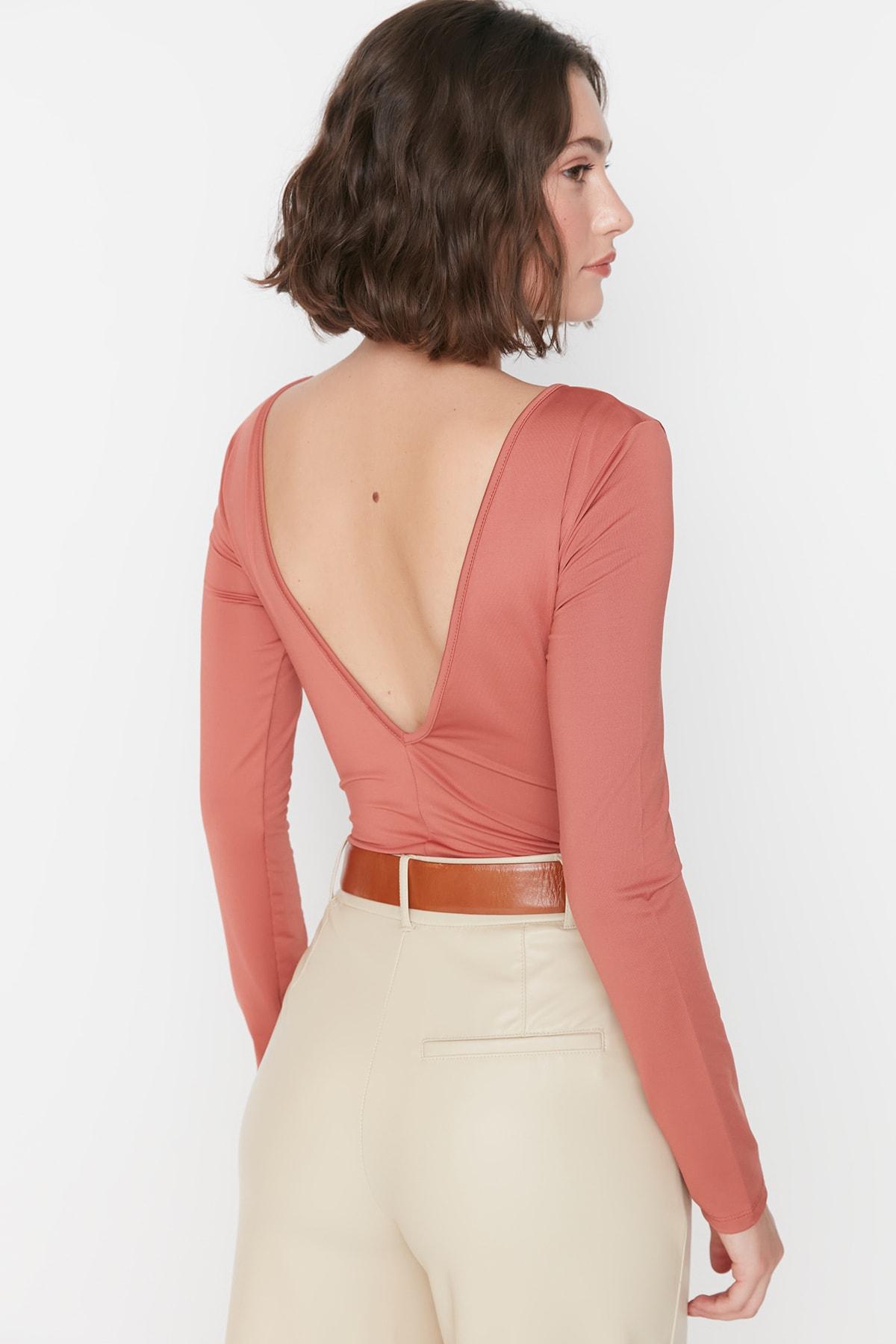 

Боди - Коричневый - Классический крой