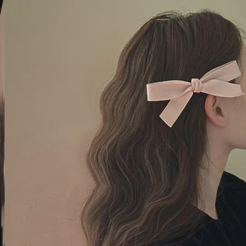 Cream Bow French Leather Hair Clip - Chic & Stylish, High-End Niche Design for Simple Bangs