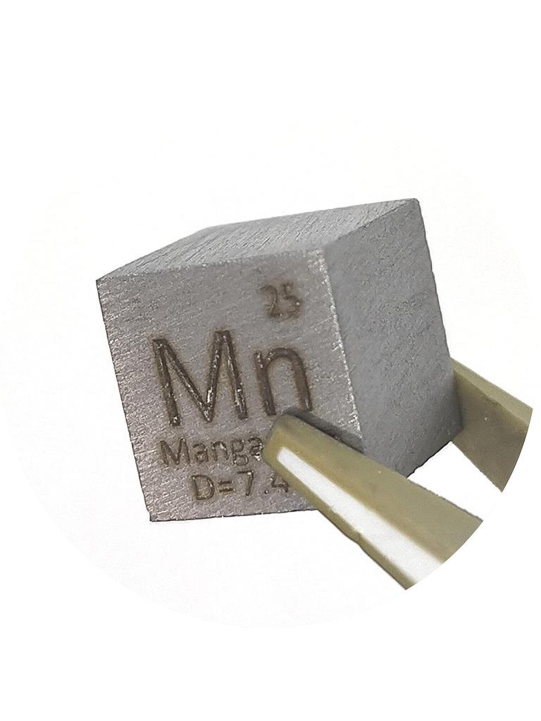 Element specimen manganese Mn engraved normal (10mm cube, A, side)