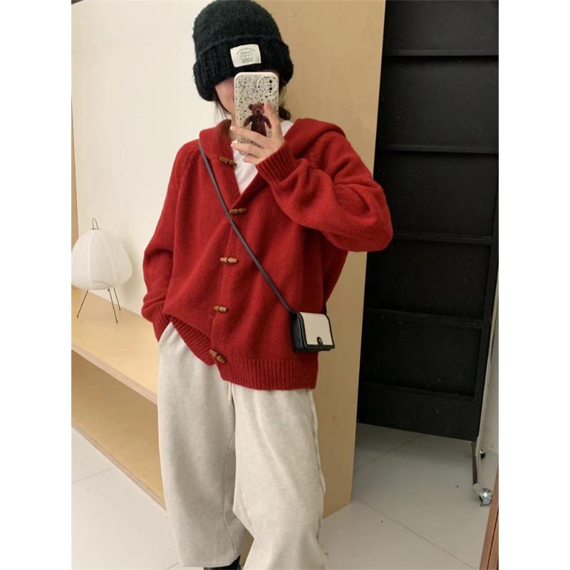 Lazy Wind Loose Horn Button Sweater Jacket Women's Autumn and Winter New Design Sense Hooded Outer Wear Knitted Cardigan Top