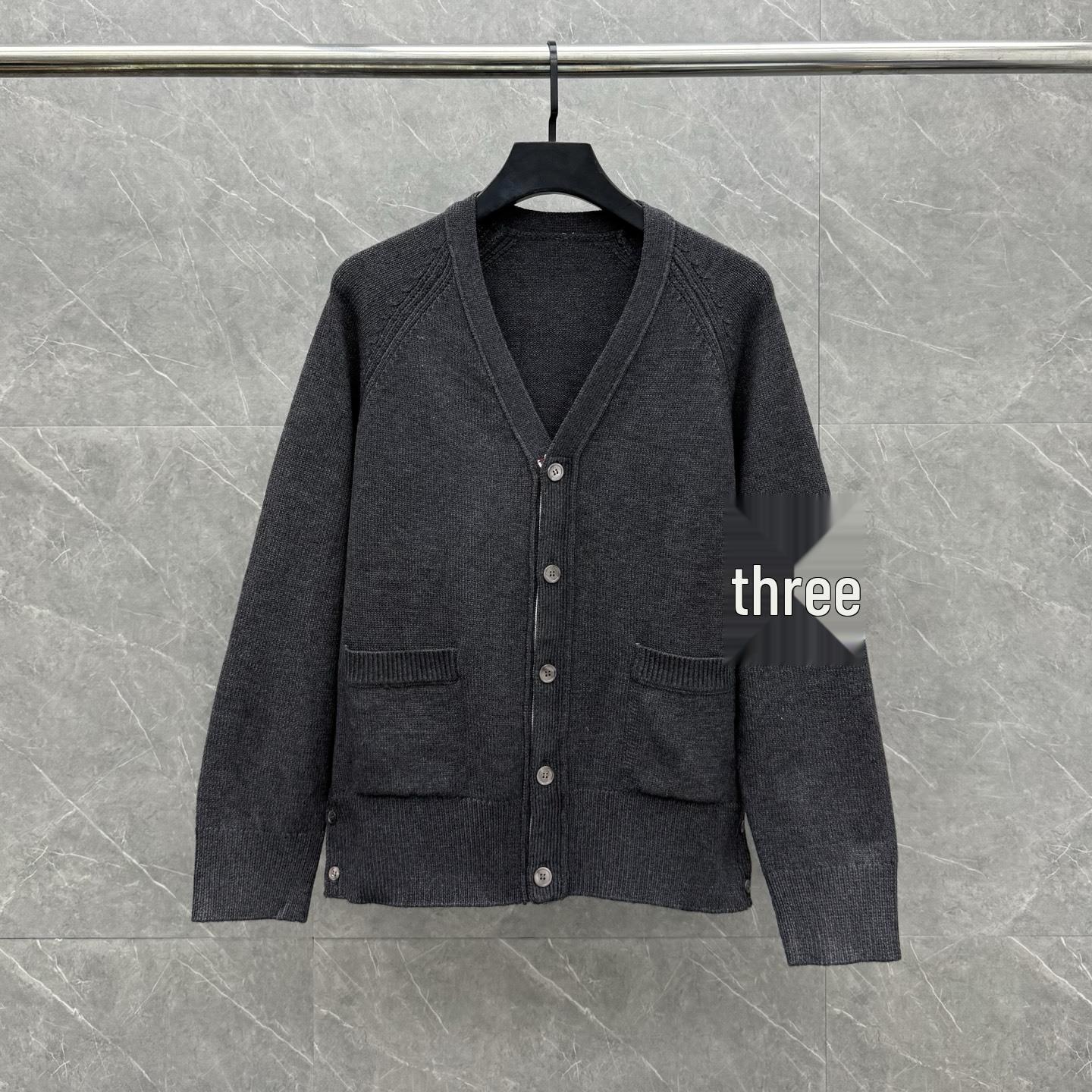 Унисекс Классический Кардиган-Свитер Оверсайз ОсеньЗима - Высокое Качество и Комфорт L2 темно-серого 7690₽